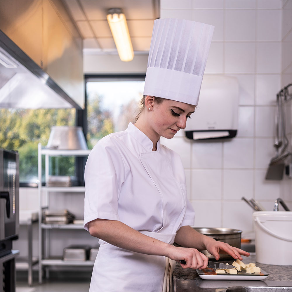 Veste de cuisine Turnip de la gamme Essentials + Lafont