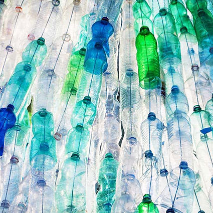 Bouteilles en plastiques pour la fabrication du polyester recyclé