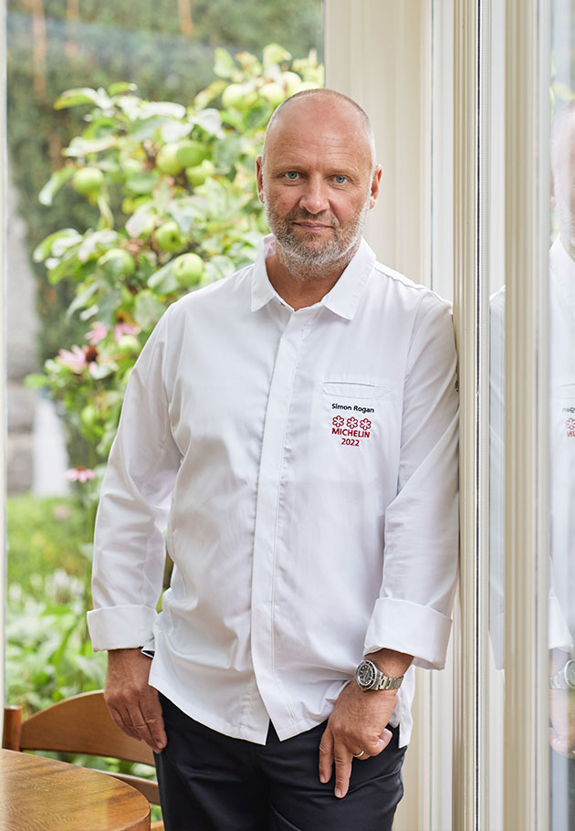 Photo portrait du chef Simon Rogan