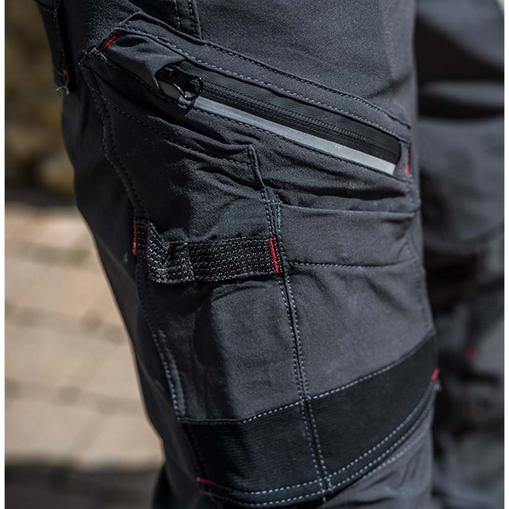 Zoom poche Pantalon RULER homme charcoal noir.